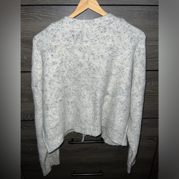 JESSICA SIMPSON GREY CARDIGAN 🩶 - Picture 3 of 6